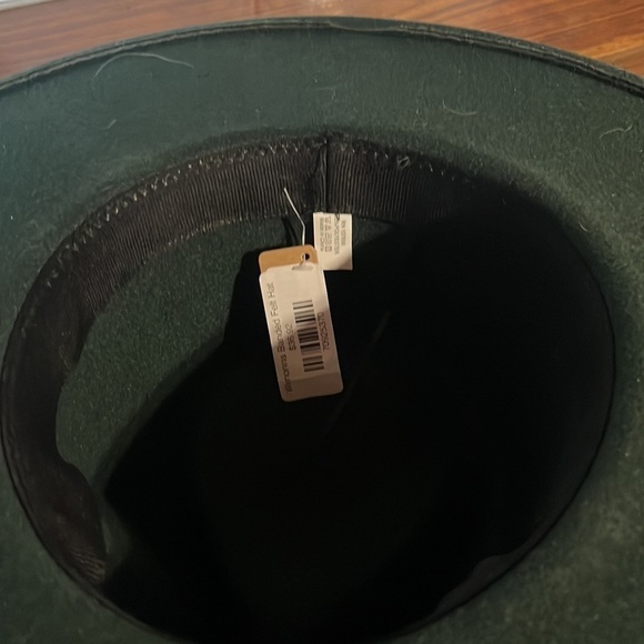 New hat. Western. With 2 removable bands! Change out the look. - Picture 2 of 7